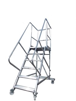 Передвижная лестница с платформой ВС-4,0 15 ступеней - фото 98272